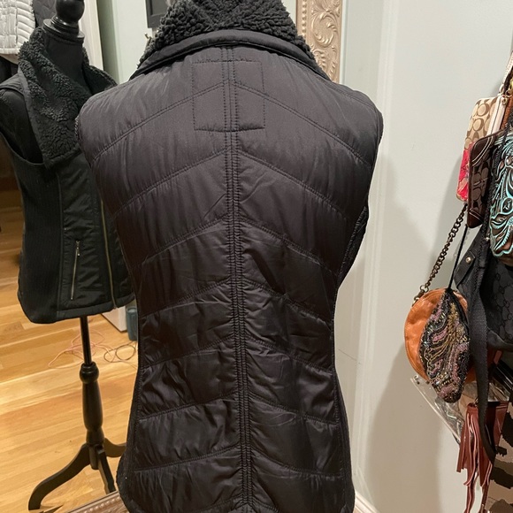 Prana Vest size Medium - Picture 6 of 10